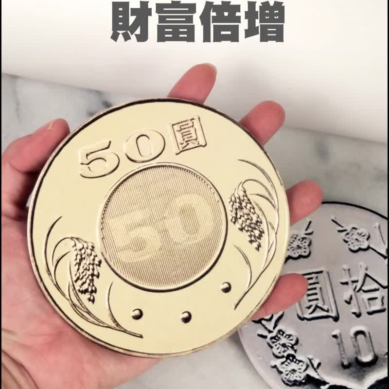 Taiwan dollar shaped coaster, absorbent coaster gift, gift, wealth expansion, 5 times magnification coin - ที่รองแก้ว - เครื่องลายคราม 