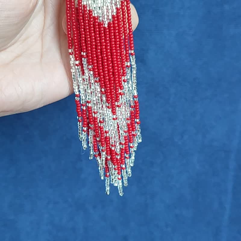 Red long beaded earrings, ombre fringe earrings,shining shoulder dusters - ต่างหู - แก้ว สีแดง