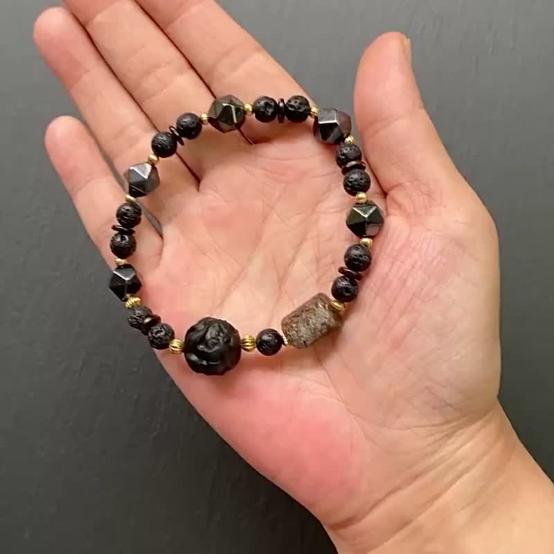 黑膽石 火山岩 幽靈水晶 椰殼 黑曜石九尾狐轉運珠 財運 防小人 - 手鍊/手環 - 水晶 多色