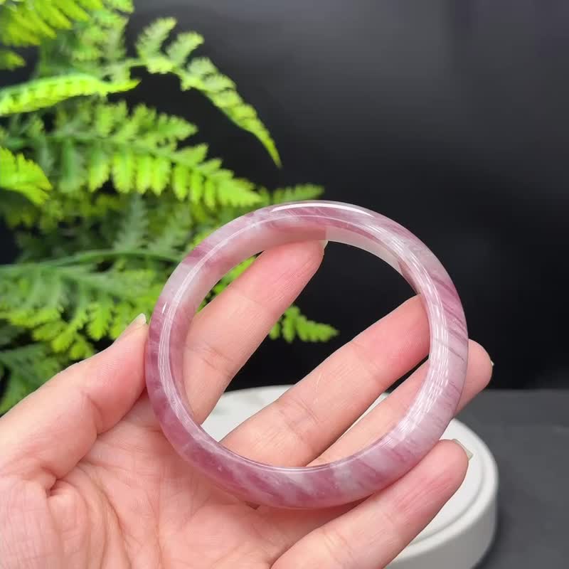 Unique Madagascar purple rose quartz bracelet 62+MM old material ice-smooth double sky eye purple pink rose quartz - สร้อยข้อมือ - คริสตัล สีม่วง