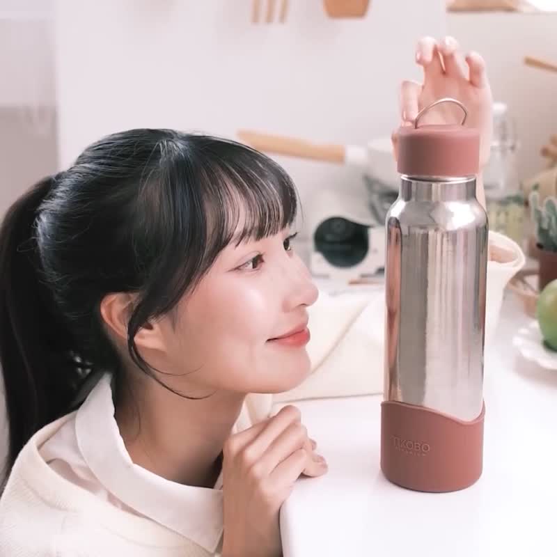 【贈配件】經典袋鼠瓶2代 520ml 贈茶隔&粗吸管&吸管套&吸管瓶刷 - 保溫瓶/保溫杯 - 其他金屬 多色
