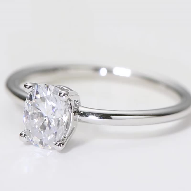 Moissanite Moissanite 1 carat engagement flower bud diamond ring Taipei store Cu - General Rings - Other Materials 