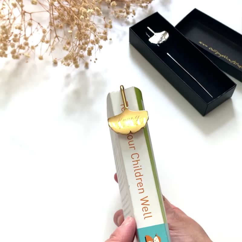 [Customized] Free engraved Ginkgo Leaf Metal Bookmark Gold/Silver Lightweight and Portable - Bookmarks - Other Metals Gold