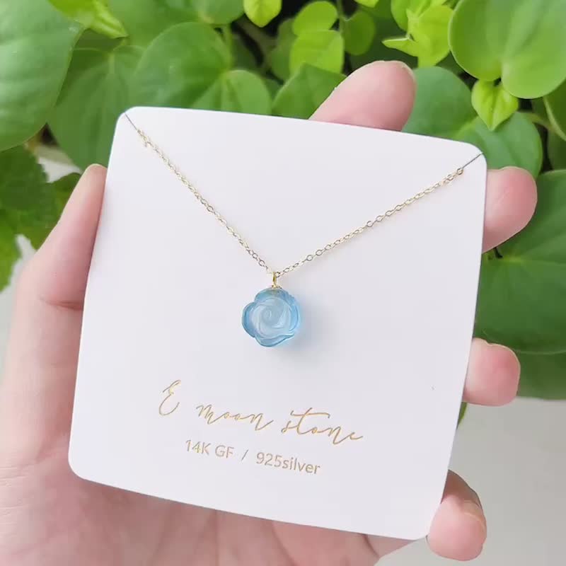 Ice-clear blue rose aquamarine natural stone necklace - Necklaces - Crystal Blue
