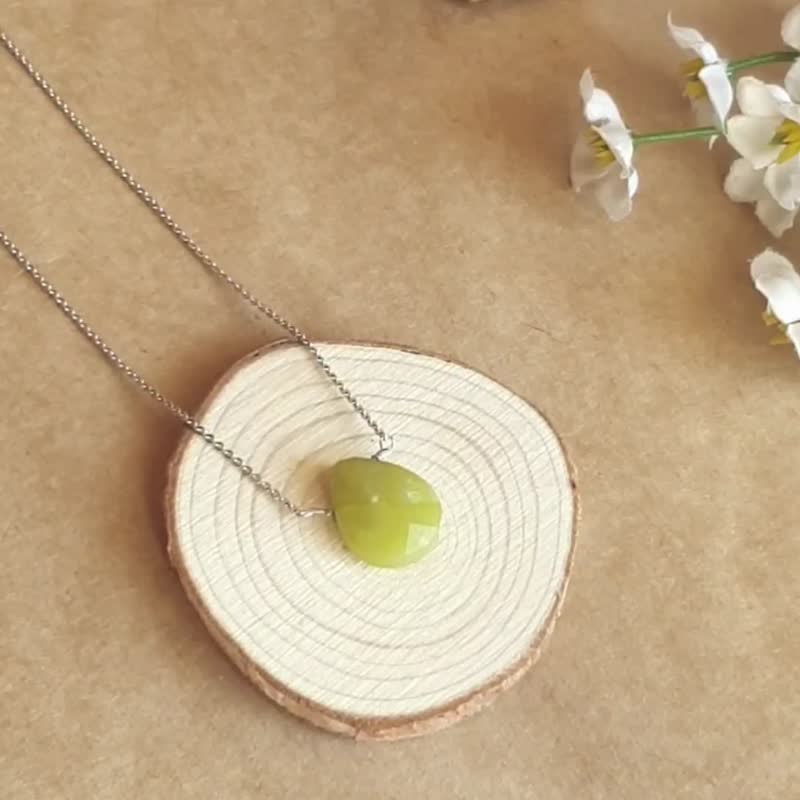 Jade Teardrop Necklace, 925 Sterling Silver, Gemini Birthstone, Virgo, LibraGem - 項鍊 - 寶石 綠色