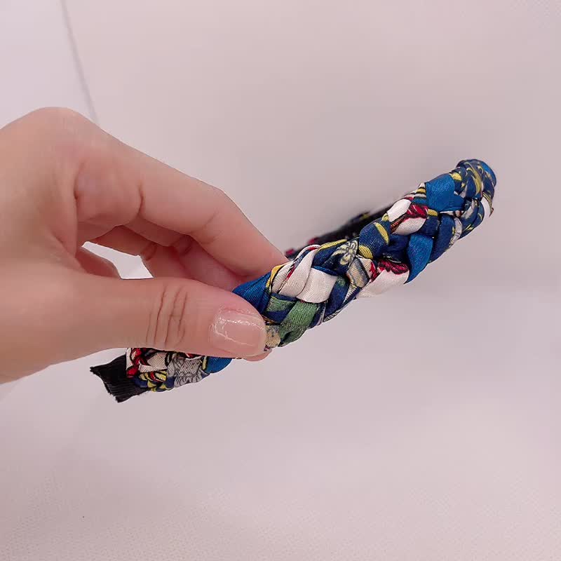 手工塑形減壓髮箍 -夜貴 - 髮箍/髮帶 - 聚酯纖維 