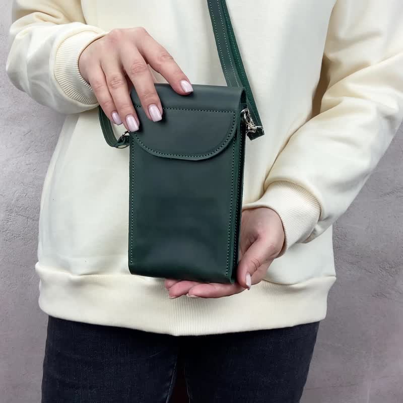 Mini Leather iPhone Bag/Small Crossbody Wallet Purse/Leather Shoulder Phone Case - 側背包/斜孭袋 - 真皮 綠色