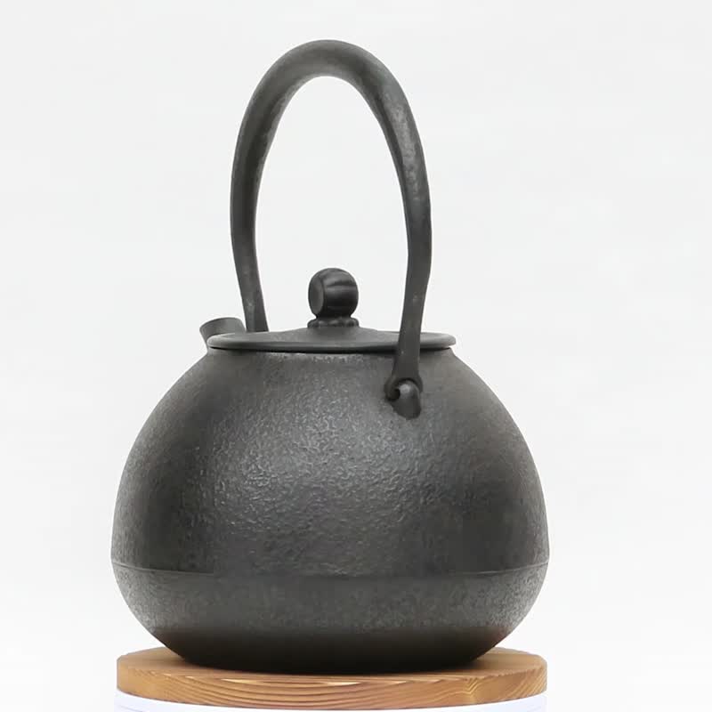 紅蓮堂 葛卷元 南部鐵器 鐵瓶 手工鐵壺 日和1.2L 日本製 - 茶具/茶杯 - 其他金屬 黑色