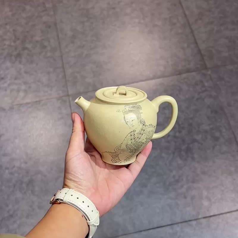 夢影 全手工容量290cc本綠壺嘴上翹俏皮可愛壺把舒展飄逸 - 茶壺/茶杯/茶具 - 陶 