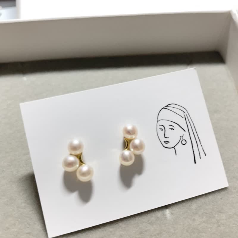 3PM - Freshwater Pearl sterling silver CZ stone ear studs - Earrings & Clip-ons - Sterling Silver White