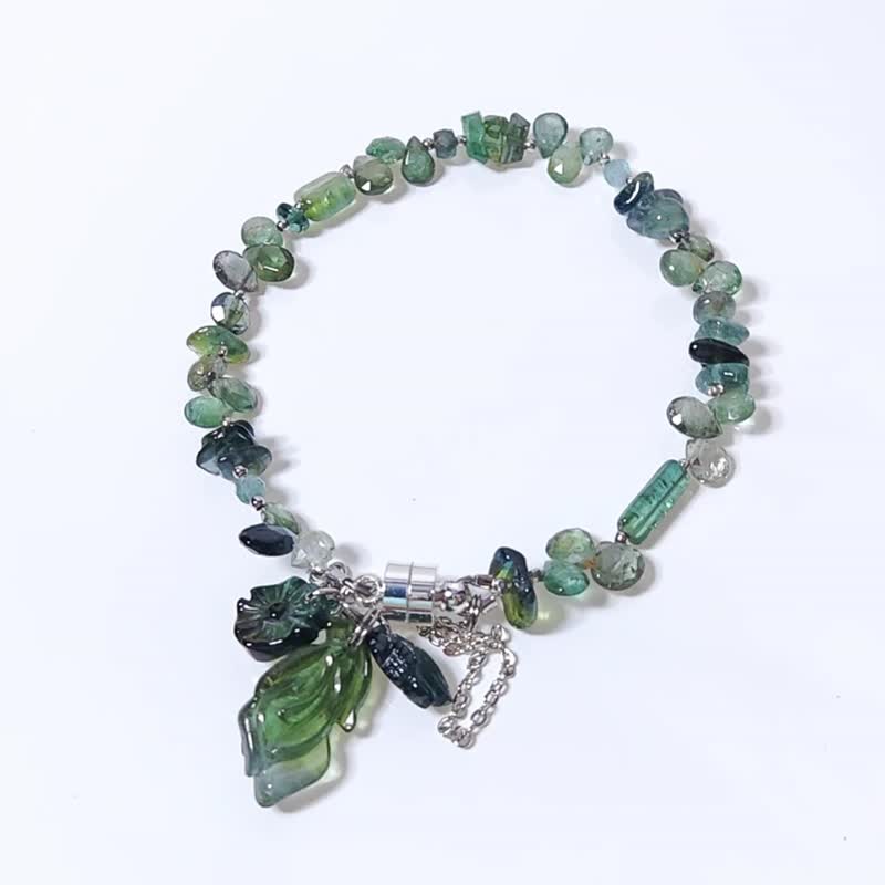 Rare Teal and green tourmaline blossoms, rich goldfish, wisdom, career, wealth, magnetic clasp bracelet single product - Bracelets - Gemstone Green