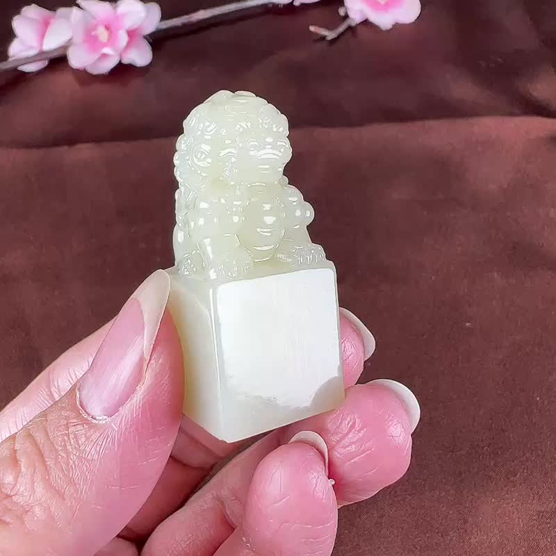 精品 天然新疆和田玉獅子印章手把件擺件把玩件 - 其他 - 玉石 