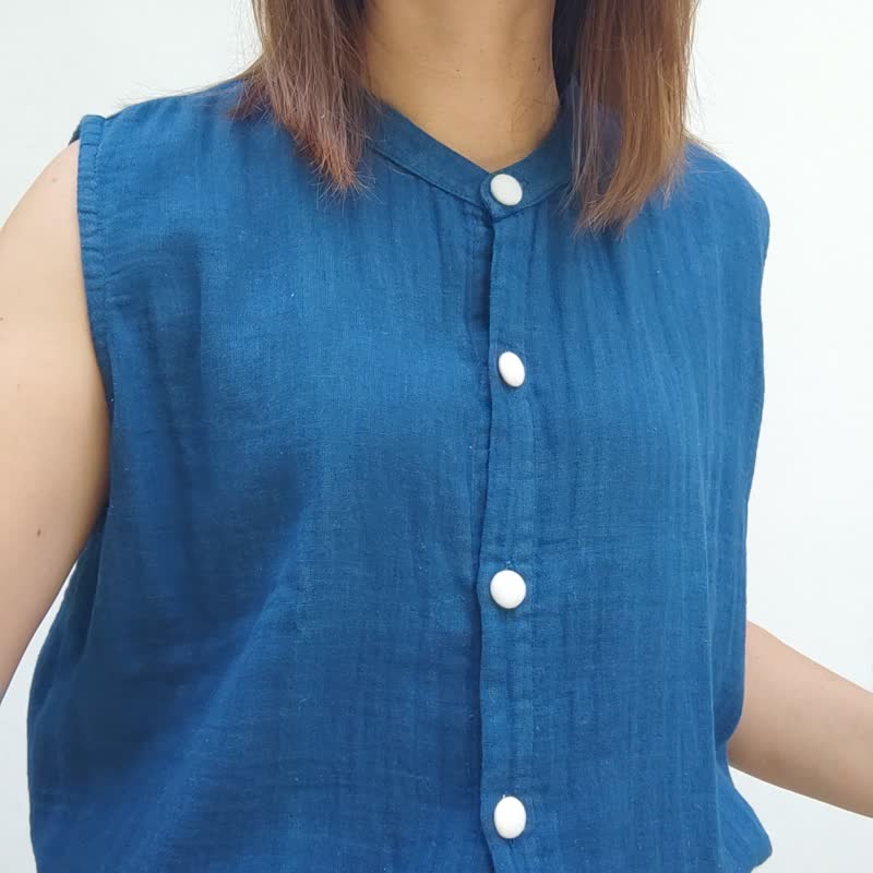 Grace White Blue - 靛藍色無袖襯衫 - 女上衣/長袖上衣 - 棉．麻 藍色