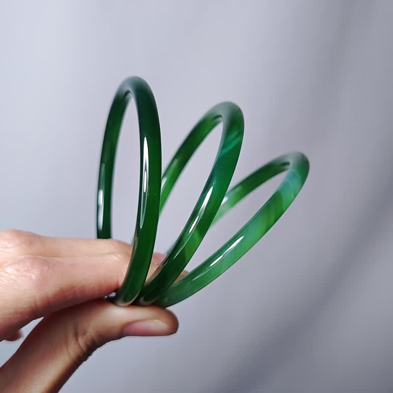 天然 冰種 綠玉瓍 瑪瑙 纏絲 富貴 招財 圓骨 手鐲 18.5cm 僅3只 - 手鍊/手環 - 寶石 綠色