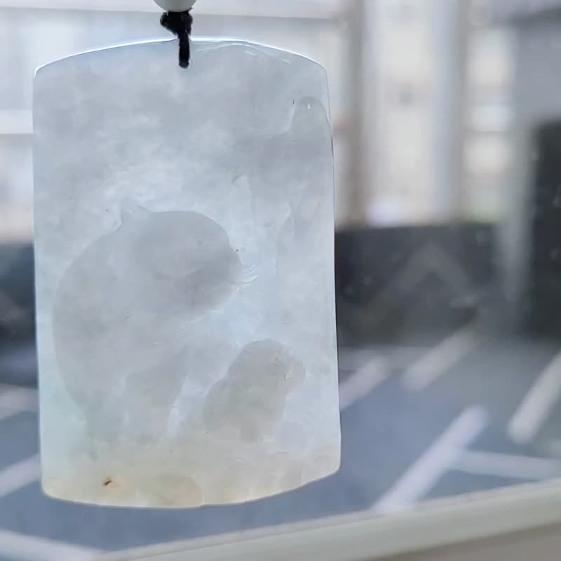 【親翠】天然翡翠 白冰撒金母帶子雙拋下山虎牌調節式繩鏈 生肖虎 - 項鍊 - 玉石 多色