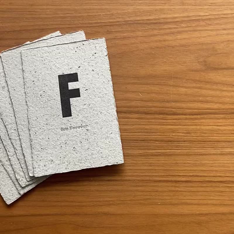 T and C セット　木活字グリーティングカード　Wooden Type Card 活版印刷 - 卡片/明信片 - 紙 灰色