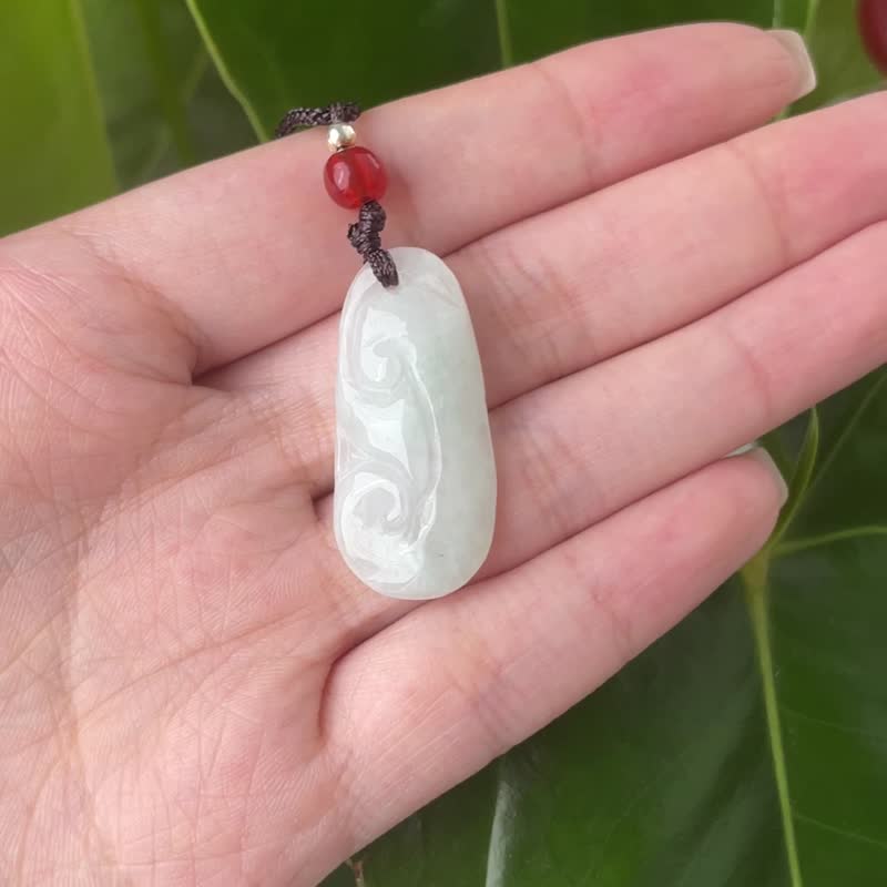 Natural Burmese Jadeite Pendant Necklace Product A - สร้อยคอ - หยก สีเขียว