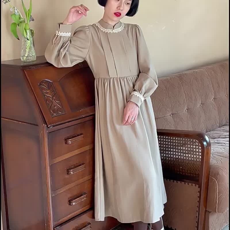 Light Khaki new Chinese style improved cheongsam style stand collar lace dress mid-length spring and autumn long-sleeved dress - One Piece Dresses - Other Man-Made Fibers Khaki