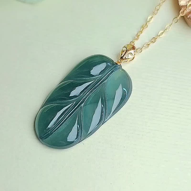 Mother's Day super value 18k gold | Get rich overnight | A-quality jadeite high ice blue water light-up leaf custom gold pendant - Necklaces - Jade 