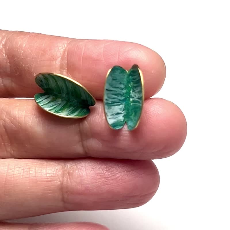 【Misty Dots 】MDBE07 綠色繪畫耳環/ 黃銅/ 手工禮物/ 客製化 - 耳環/耳夾/耳骨夾 - 銅/黃銅 綠色