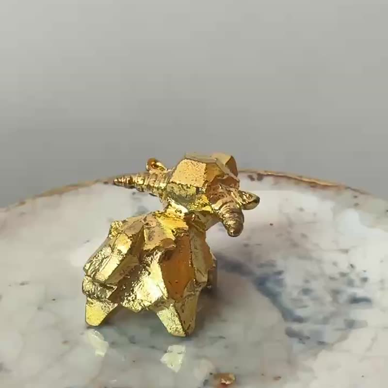 The Ox Turns the Universe-Lucky Little Golden Ox-24K Gold-Handmade - ถ้วย - วัสดุอื่นๆ 