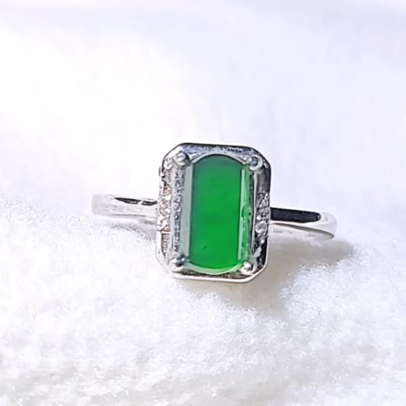 |Cai Lu|A goods jade ice glass spicy green thick saddle 8.5mm sterling silver plated 18k unisex ring - แหวนทั่วไป - หยก 