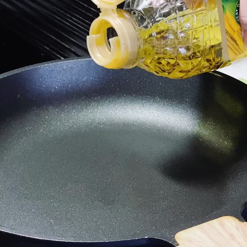 SHCJ生活采家 氣壓式料理噴油瓶 - 調味罐/醬料罐 - 玻璃 透明