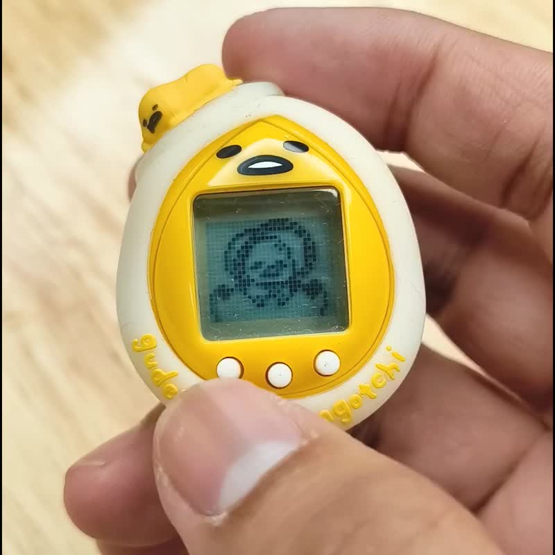 [Electronic Chicken] 90% new Tamagotchi Nano - แกดเจ็ต - พลาสติก สีเหลือง