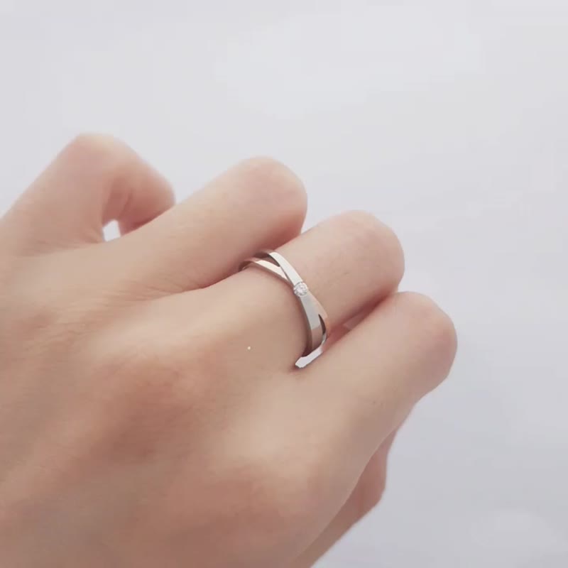 求婚戒指/ 結婚對戒 /幸福焦點 鑽石K金白鋼女戒 - 戒指 - 鑽石 銀色