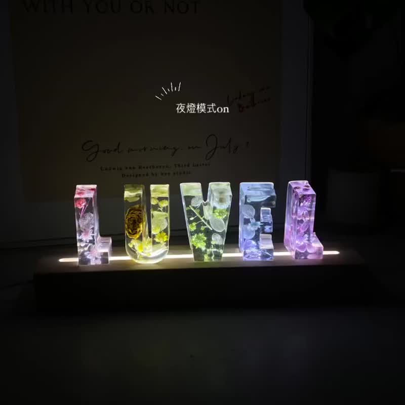 Crystal Dried Flower Letter Night Light Resin Experience Class Handmade Course Gift - Plants & Floral Arrangement - Other Materials 