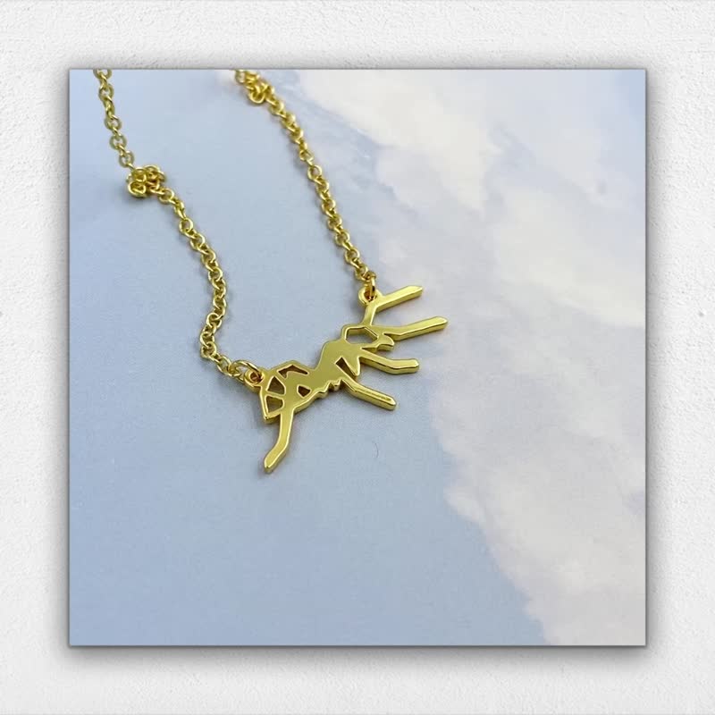 Geometric Ant necklace, Gold Plated - 項鍊 - 銅/黃銅 金色