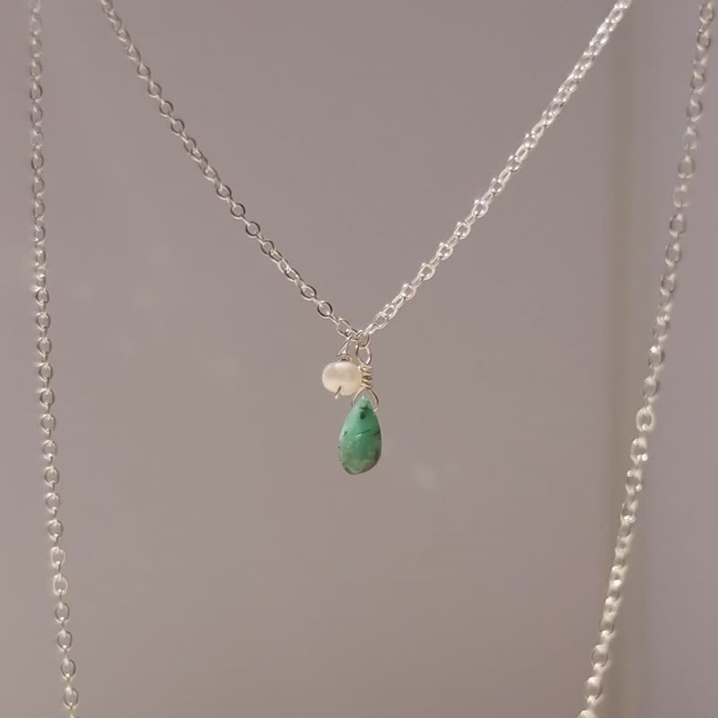 SV925 Tiny Emerald & Pearl Necklace, May June Birthstone - Shop