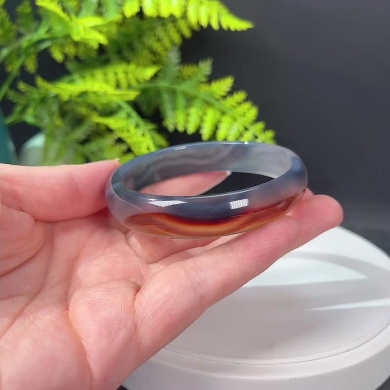 巴西海洋瑪瑙手鐲59MM 紅灰撞色冰潤透感玉髓手環 信任仁愛守護 - 手鍊/手環 - 半寶石 