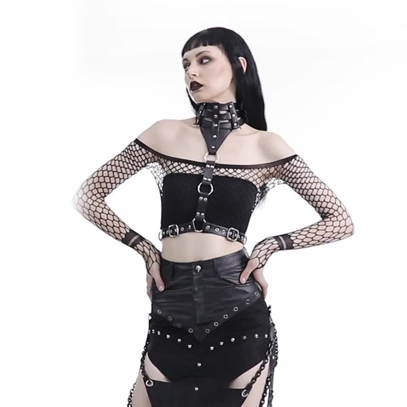 Punk West Witch Leather Talisman Neck Belt - เสื้อกั๊กผู้หญิง - วัสดุอื่นๆ สีดำ