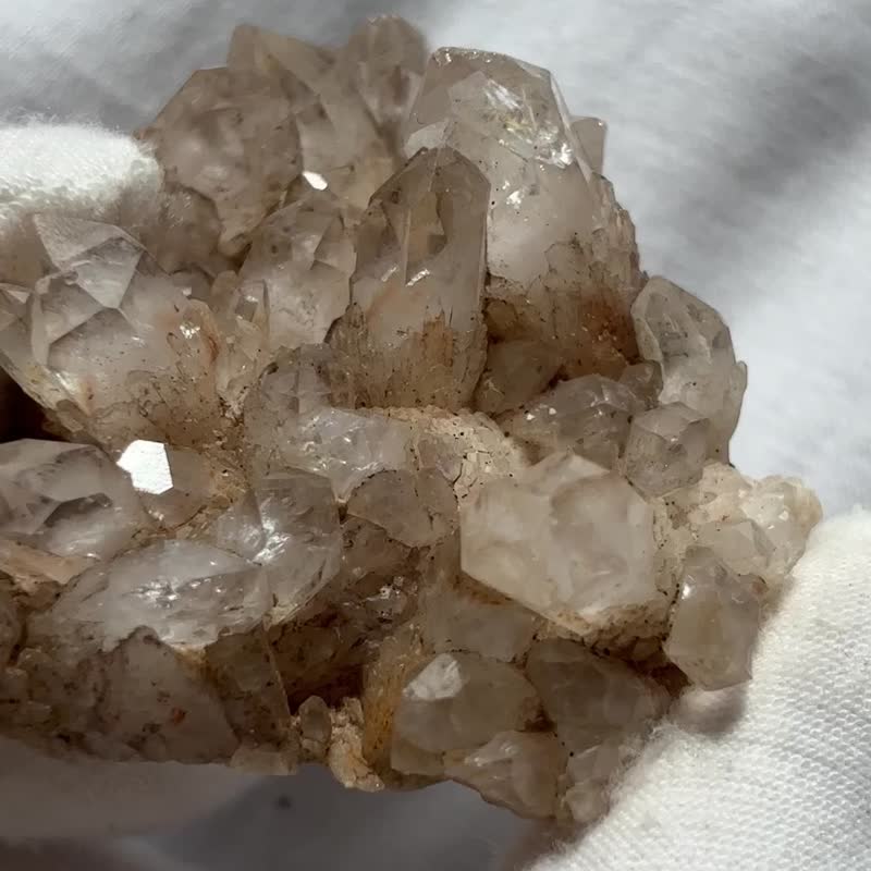 閃亮 白菠蘿水晶 銀山 側芽水晶 水晶簇 白水晶 礦標 教堂水晶 - 擺飾/家飾品 - 水晶 透明