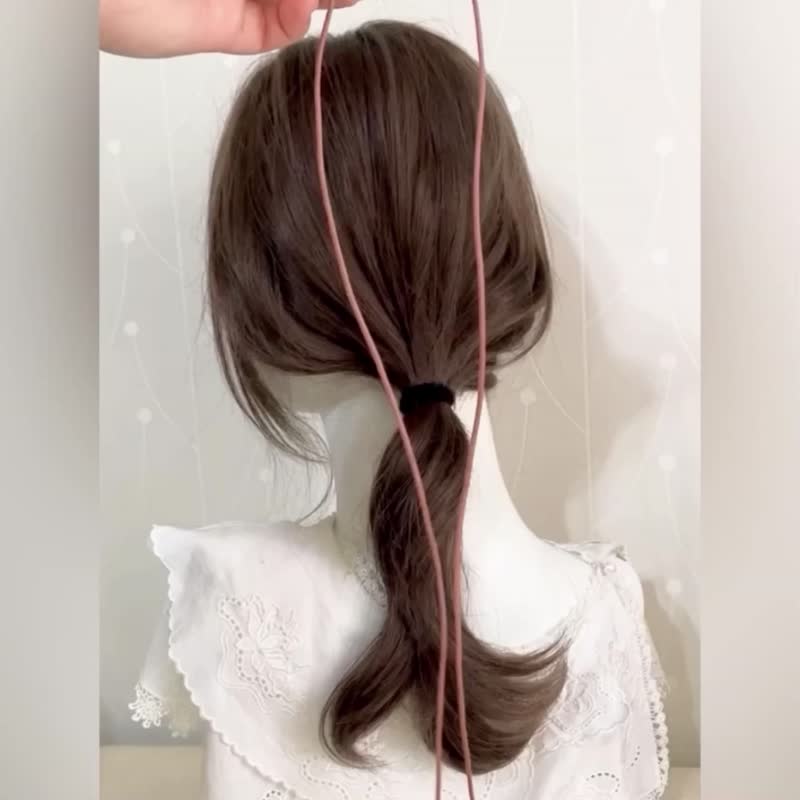 Embroidered lace pleated hair clip/braided hair plug ponytail hair fork hair comb edge clip pressure clip bangs clip - เครื่องประดับผม - วัสดุอื่นๆ สีดำ