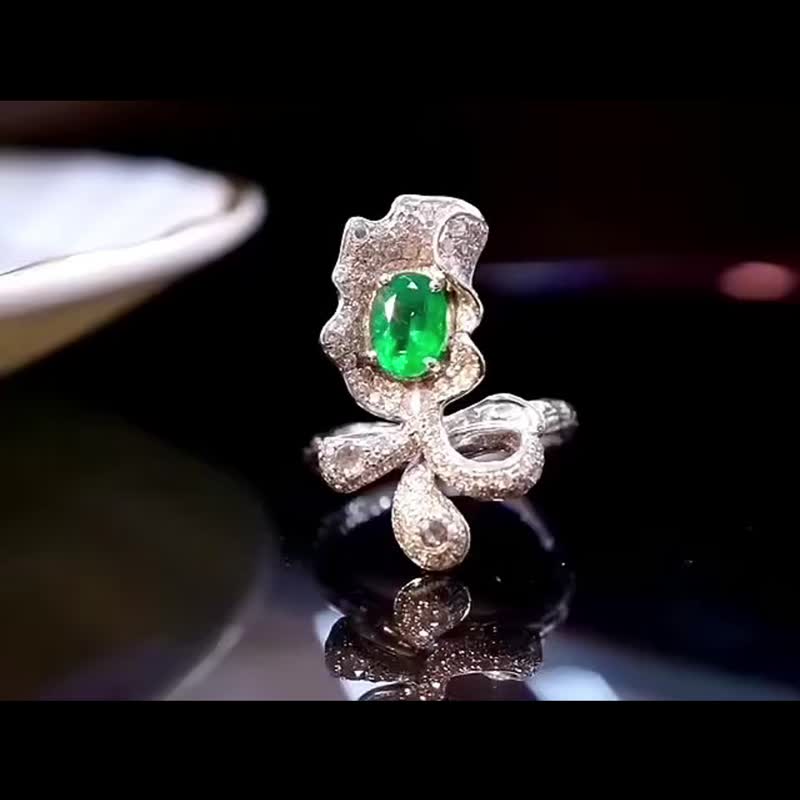 Colombian emerald ring 0.8 carat - แหวนทั่วไป - เครื่องเพชรพลอย 