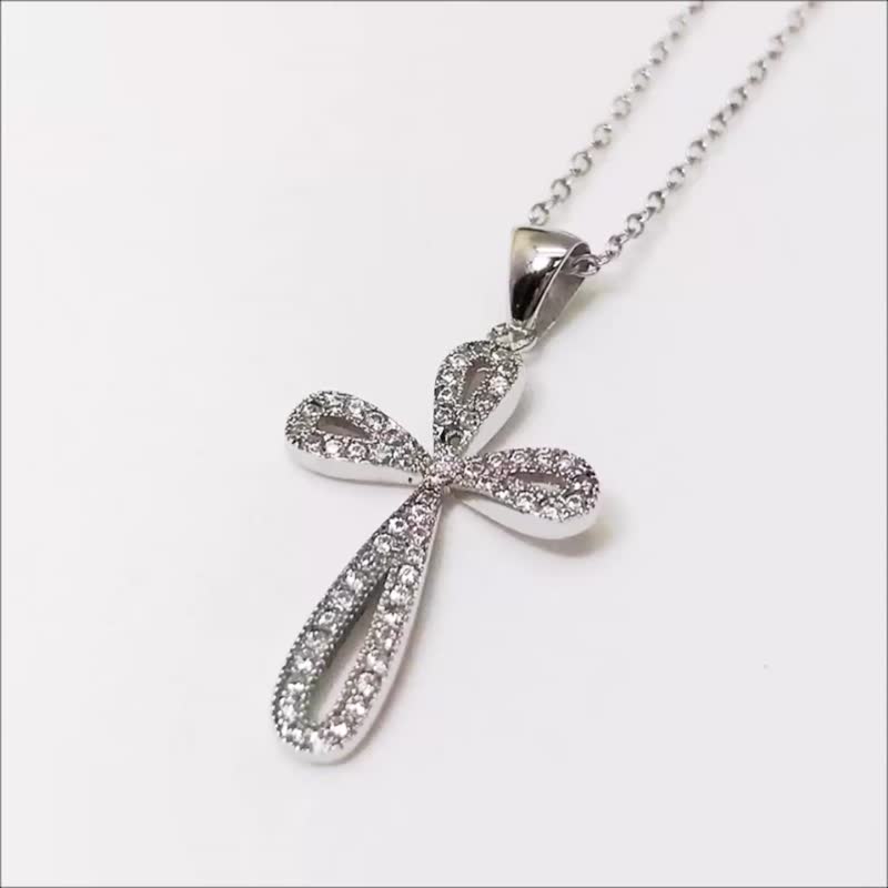 Silver Cross Necklace Clover Classic Inlaid Zircon Bling Clear Four-Leaf - Collar Necklaces - Sterling Silver Silver
