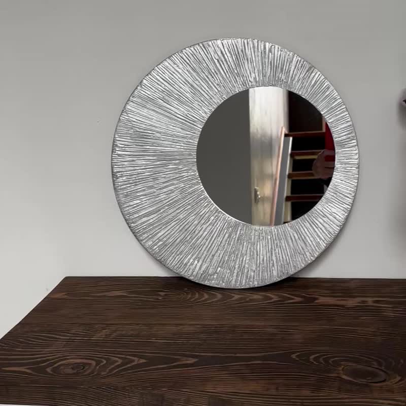 Silver round hanging mirror, original mirror for home, wall mirror - 壁貼/牆壁裝飾 - 木頭 銀色