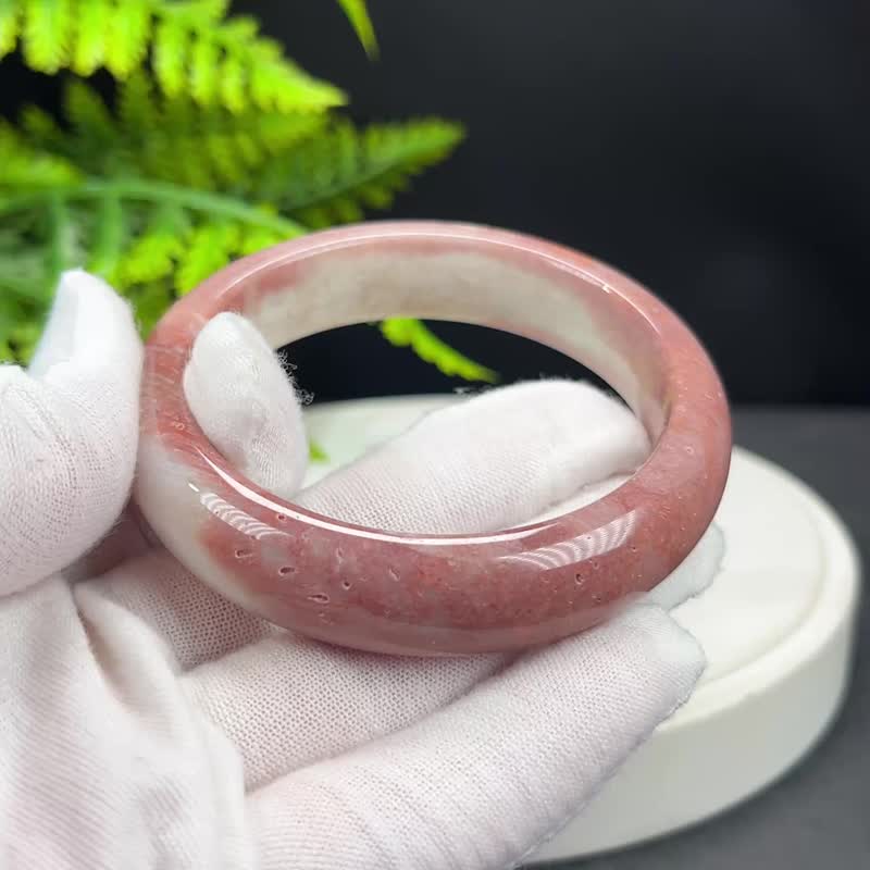 珊瑚玉手鐲 55MM 漸變豆沙粉 高瓷玉化 呼吸孔贊比大花 祥瑞招財 - 手鍊/手環 - 玉石 