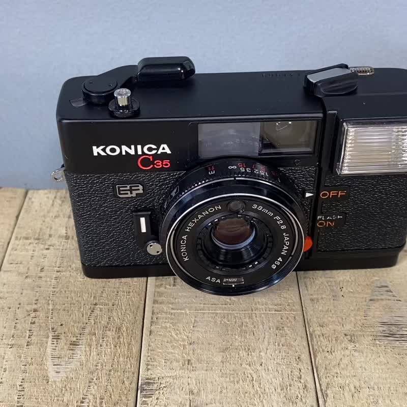 【完動品】Konica C35 EF フィルムカメラ 動作確認済み 完動品】箱・ケース付 Konica C35 EF フィルムカメラ 動作確認