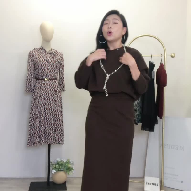 【MEDUSA】Brown Warm Straight Maxi Skirt - กระโปรง - เส้นใยสังเคราะห์ สีนำ้ตาล