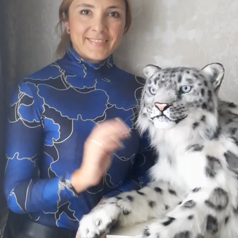Snow leopard Irbis realistic toy. OOAK toy. Poseable toy. stuffed animals - 玩偶/公仔 - 其他材質 灰色