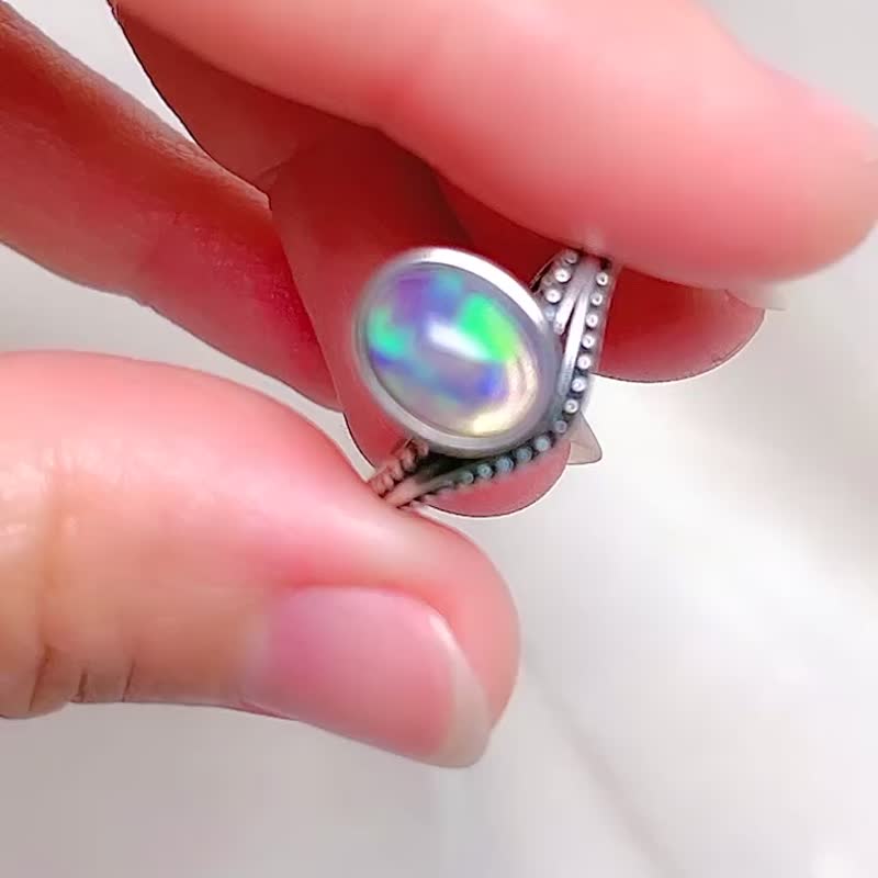 藍紫極光冰潤 v簡約花邊 白歐泊戒指 / 蛋白石 / 925純銀 / Opal - 戒指 - 寶石 白色