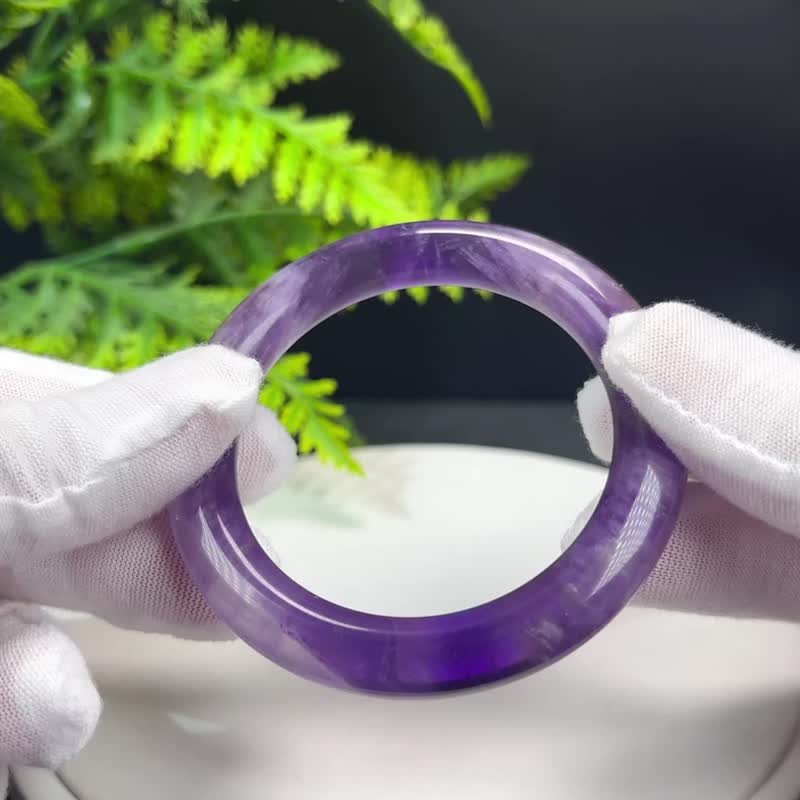 精品 紫色兔毛水晶手鐲 52+MM 冰透星光閃片 紫水晶圓條 靈性精神 - 手鍊/手環 - 水晶 紫色