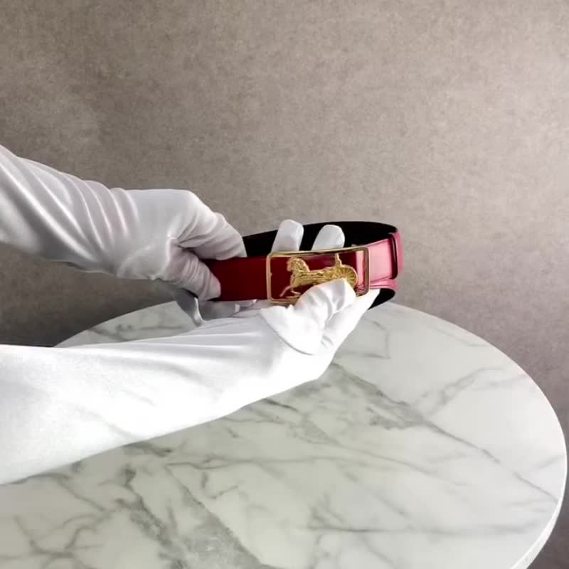 【 日本直送　名牌中古包 】CELINE セリーヌ ベルト レッド 馬車 レザー vintage ヴィンテージ オールド 666k25 - 皮帶/腰帶 - 真皮 紅色