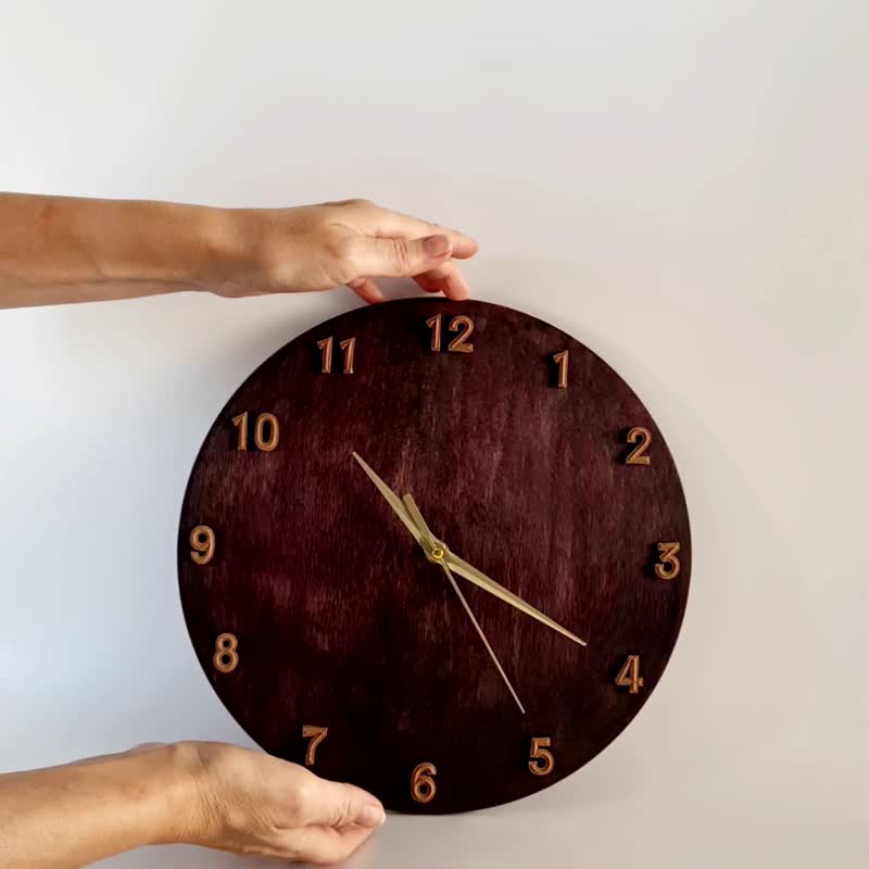 Wooden wall clock Unique wall clock with number Silent clock Handmade wall clock - นาฬิกา - ไม้ สีนำ้ตาล