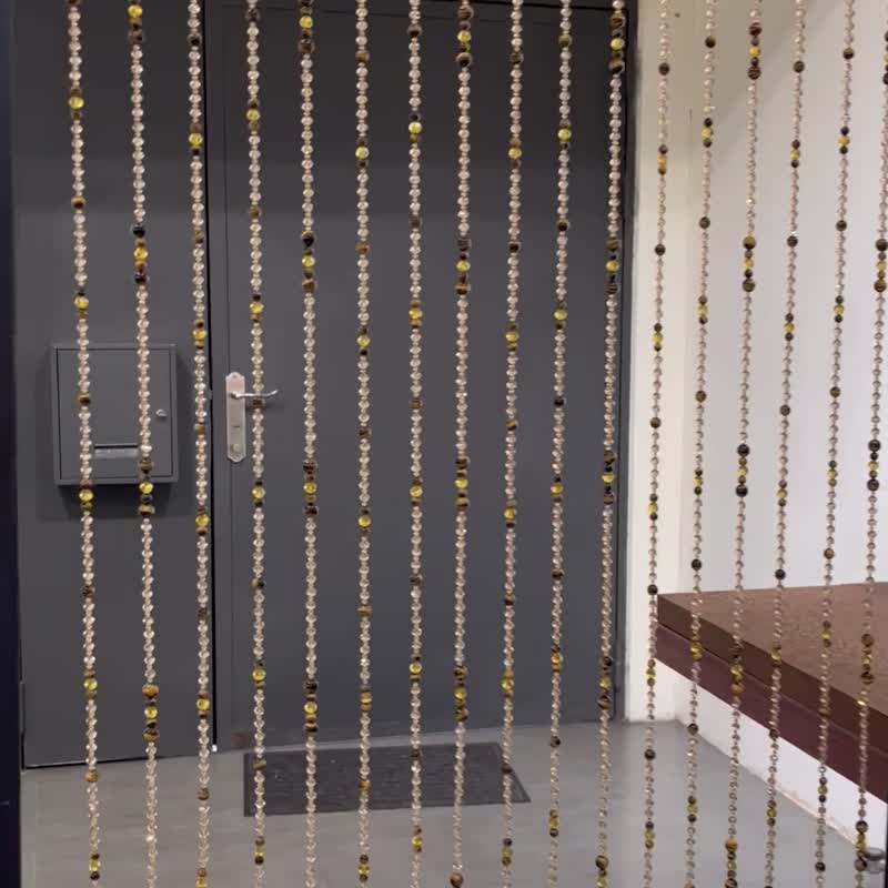 Custom-made bead curtains are famous all over the world. Natural Stone crystal bead curtains bring good luck, bring wealth and bring evil. - ม่านและป้ายประตู - หยก สีนำ้ตาล