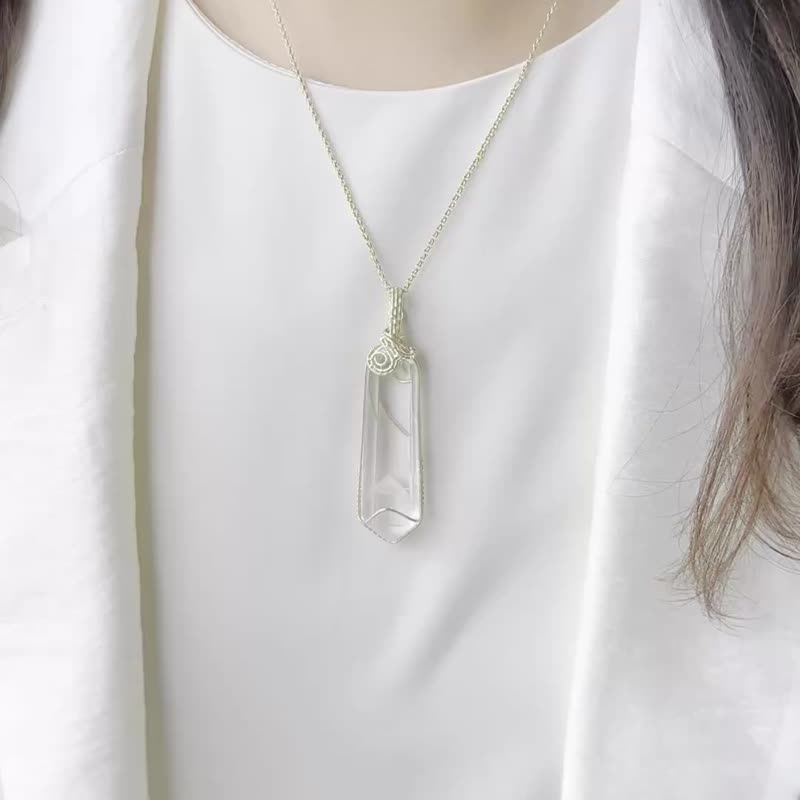 【異象水晶】白幽靈金字塔吊飾項鍊 / 原石手作 - 耳環/耳夾/耳骨夾 - 水晶 透明