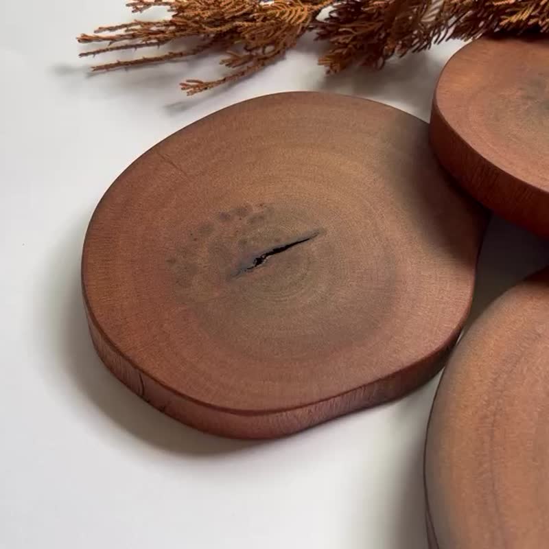 Taiwan's alpine camphor tree roots are really healthy and have a natural shape. Large coasters - hand-made warm / emitting woody fragrance - Cookware - Wood 